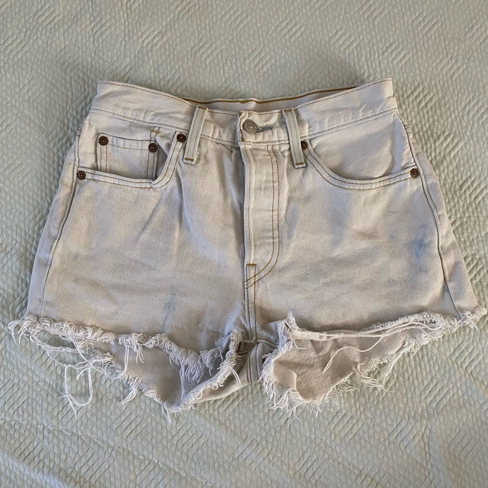 Levi's Off White Frayed Hem Jean Shorts